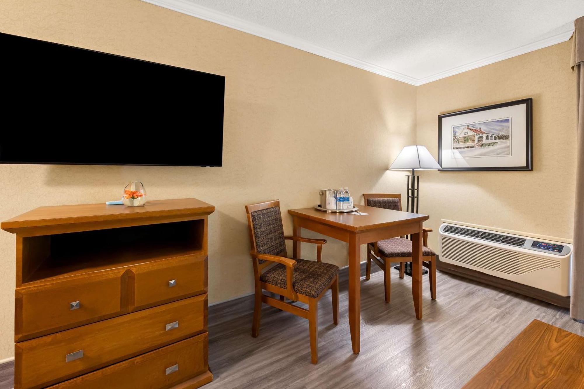Best Western Plus Norwester Hotel & Conference Centre Thunder Bay Exterior photo