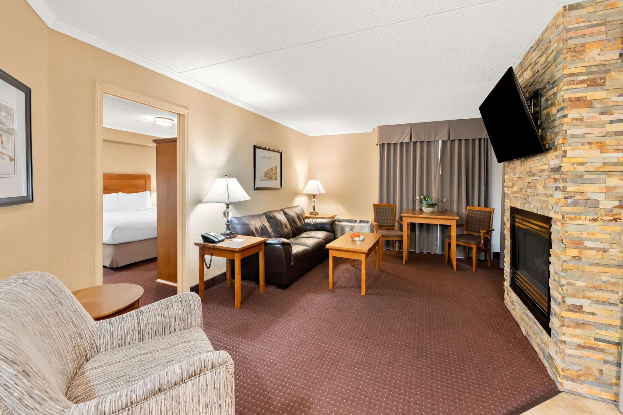 Best Western Plus Norwester Hotel & Conference Centre Thunder Bay Exterior photo