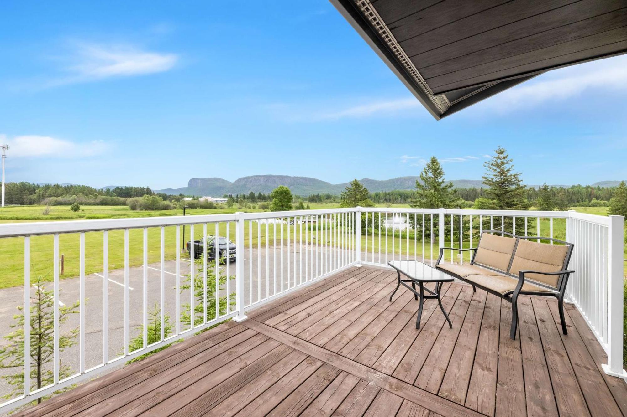 Best Western Plus Norwester Hotel & Conference Centre Thunder Bay Exterior photo