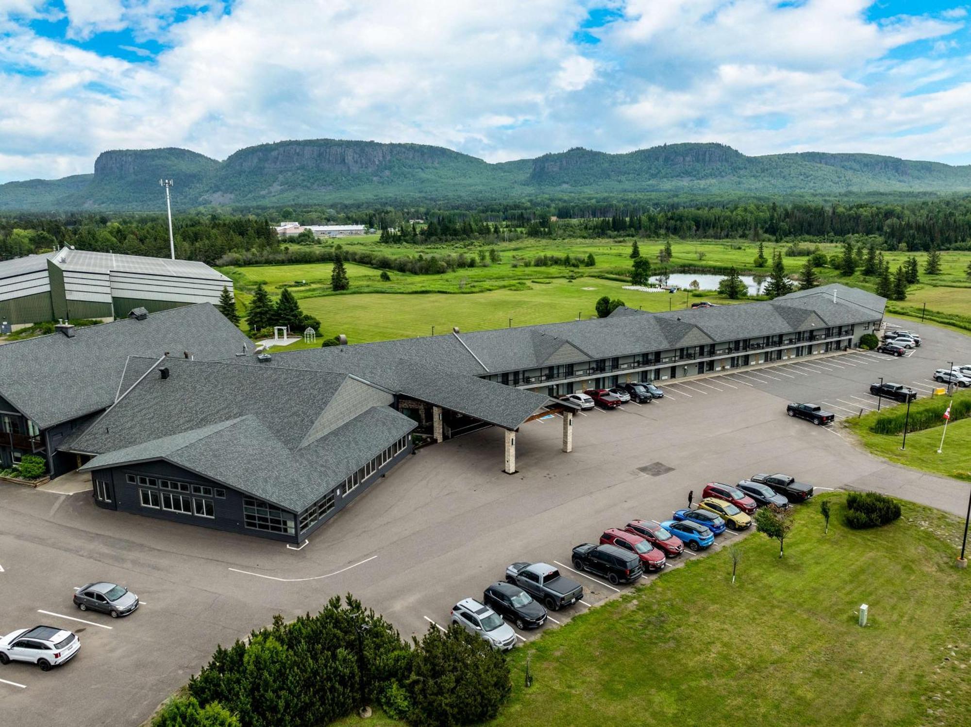 Best Western Plus Norwester Hotel & Conference Centre Thunder Bay Exterior photo