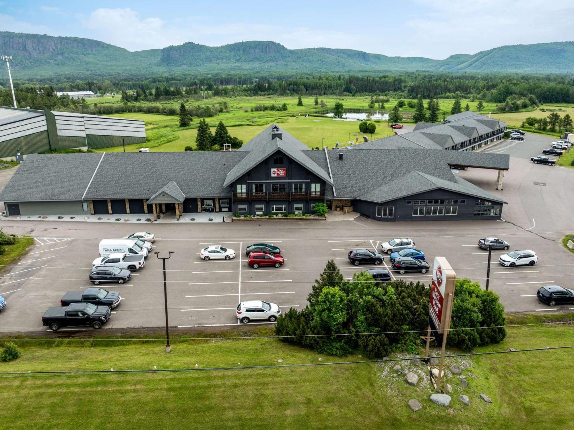 Best Western Plus Norwester Hotel & Conference Centre Thunder Bay Exterior photo