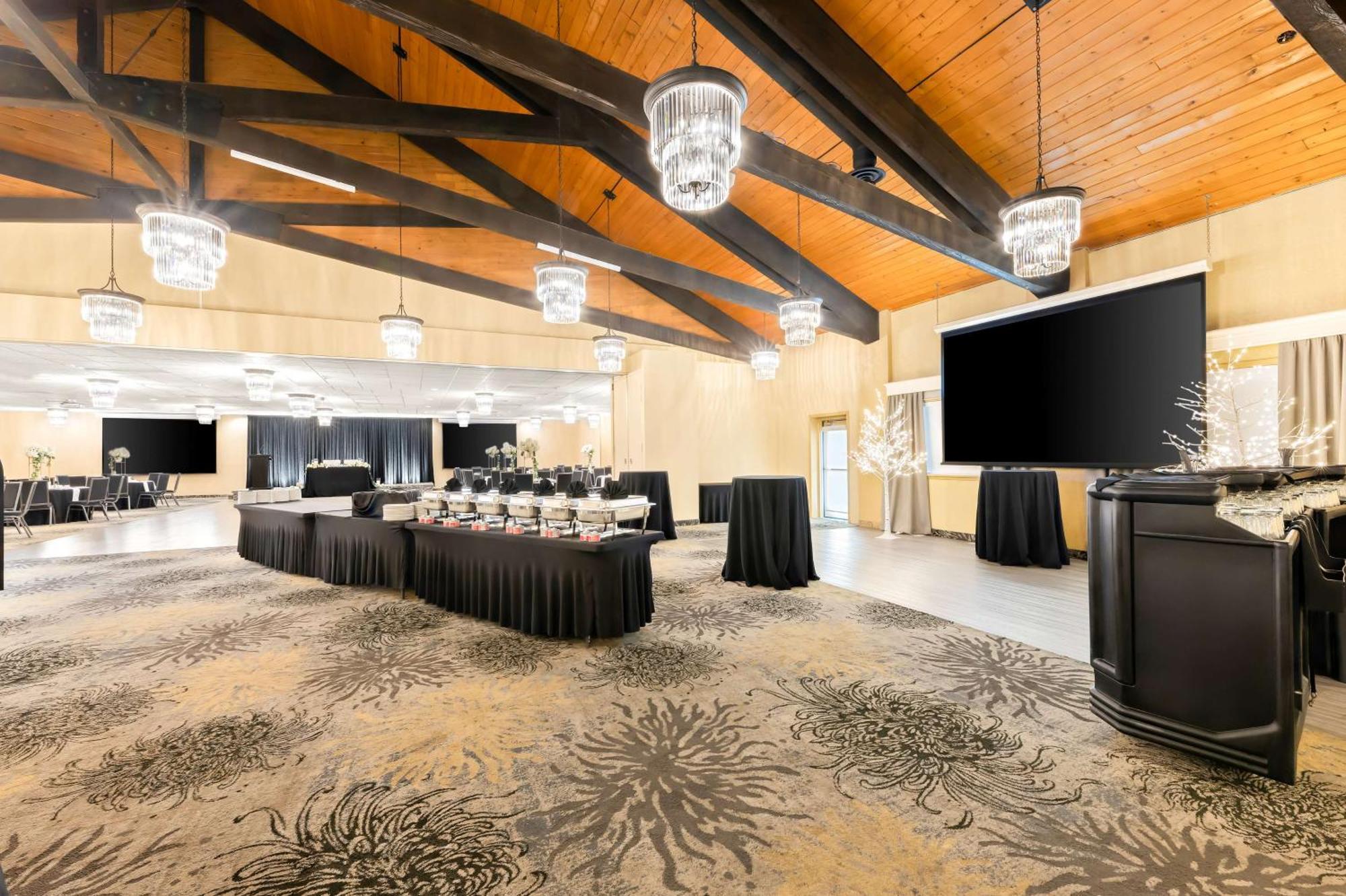 Best Western Plus Norwester Hotel & Conference Centre Thunder Bay Exterior photo